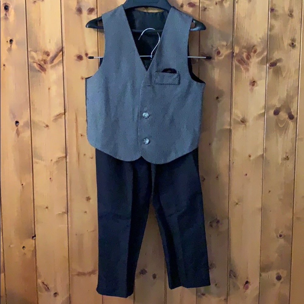 Boys 5T vest and paints